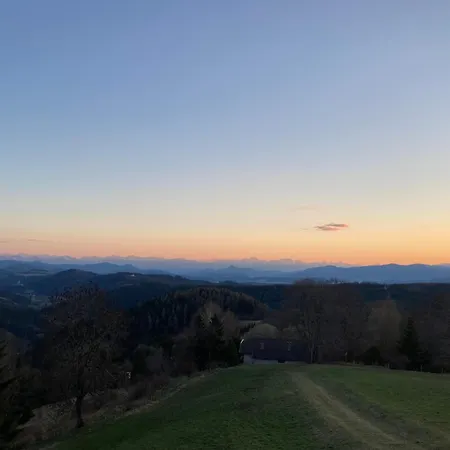 Retro-charme Auf Ueber 1000m Semlach